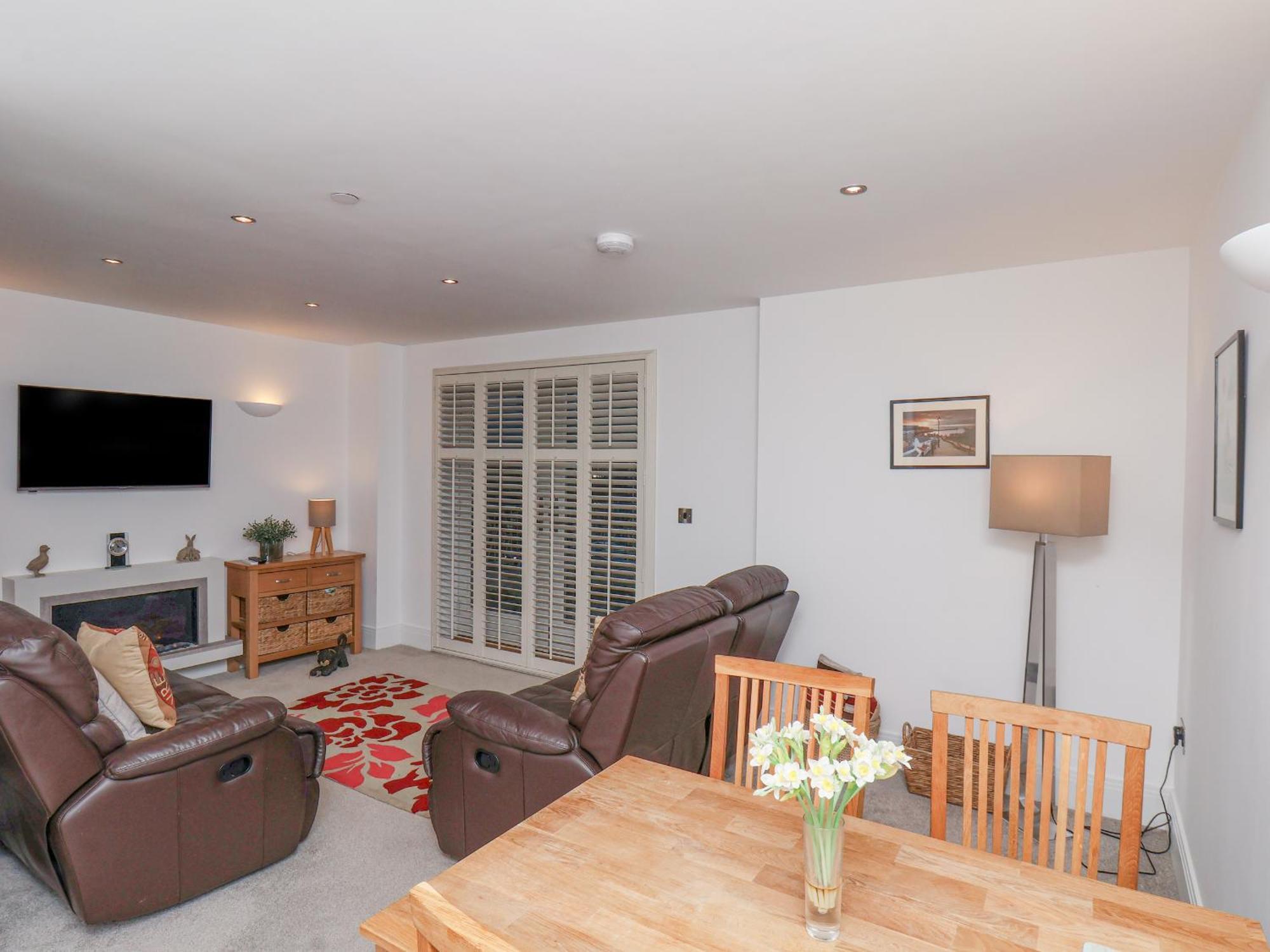 Above & Beyond Apartamento Whitby Exterior foto